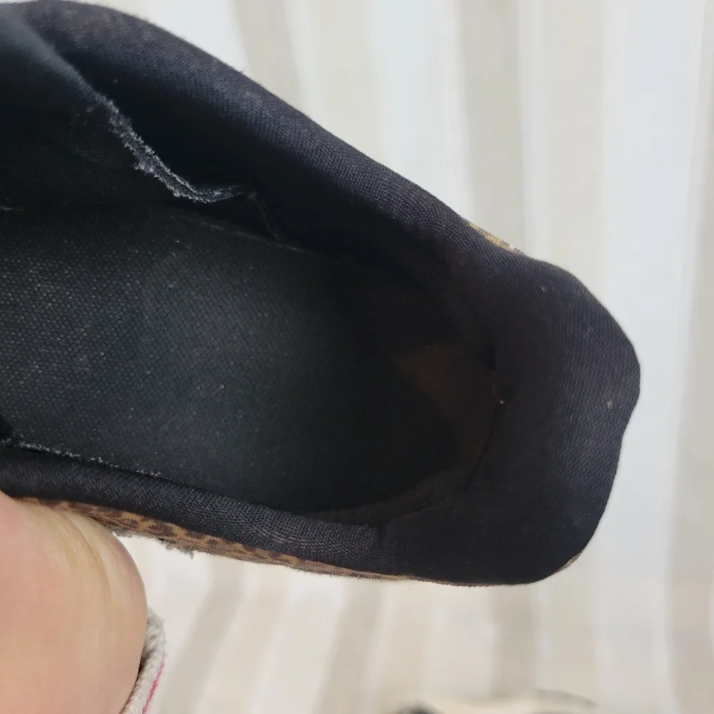 New Balance Kids' Fresh Foam ROAV V2 Lace-Up Running Shoes‎ Size 4 - Picture 8 of 10